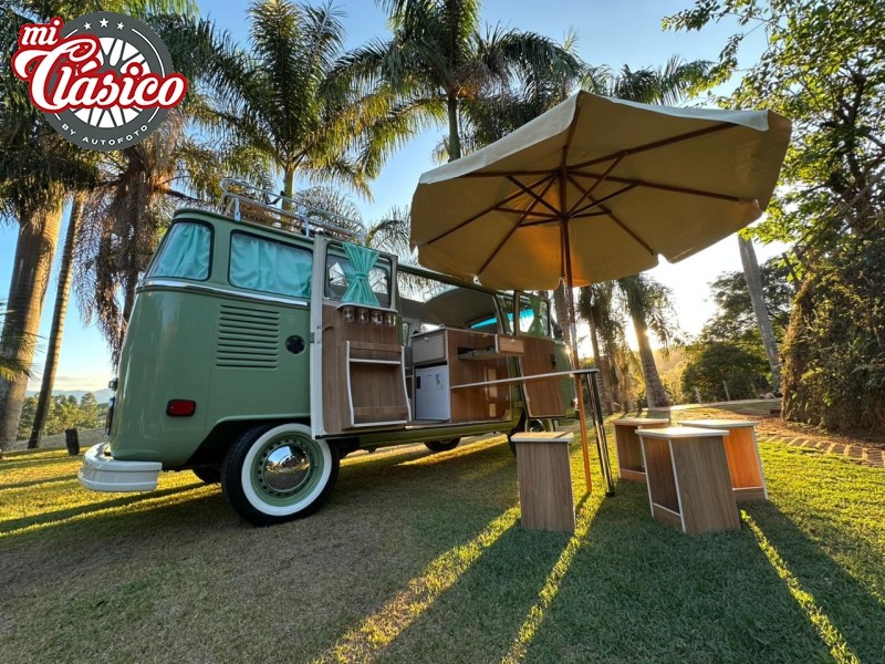 T2 baywindow bus camper van
