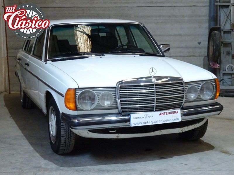 240D W123