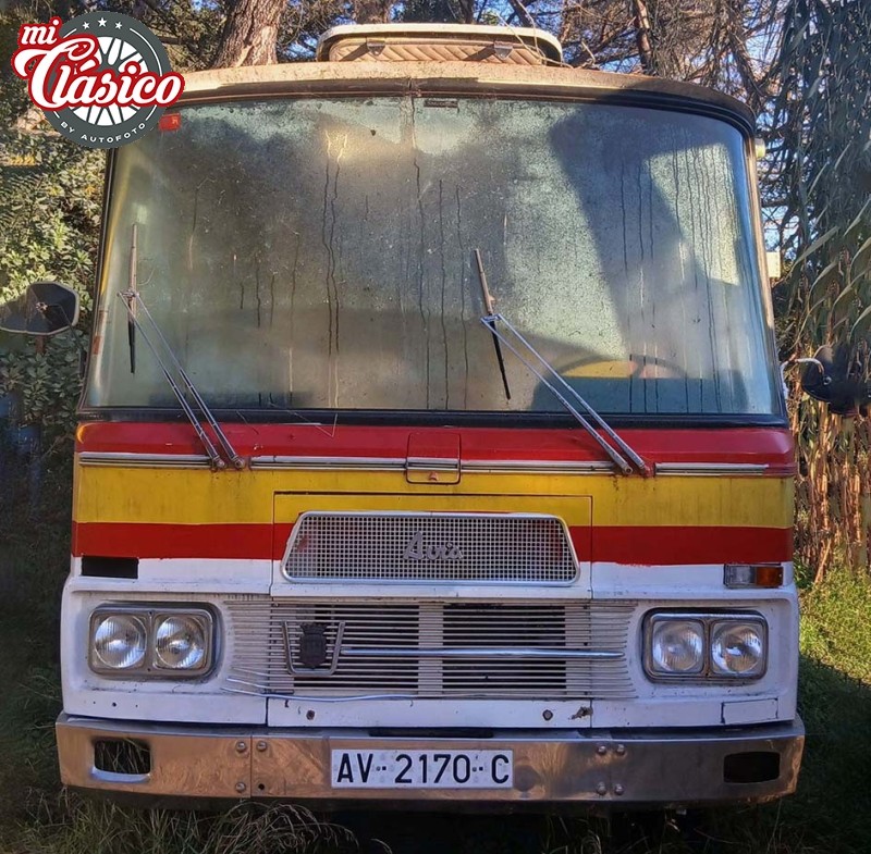 AUTOBÚS AVIA 7000