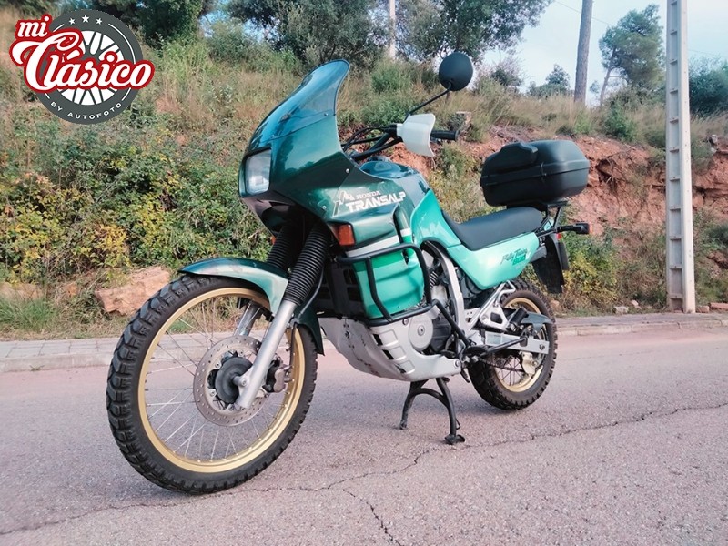 TRANSALP 600