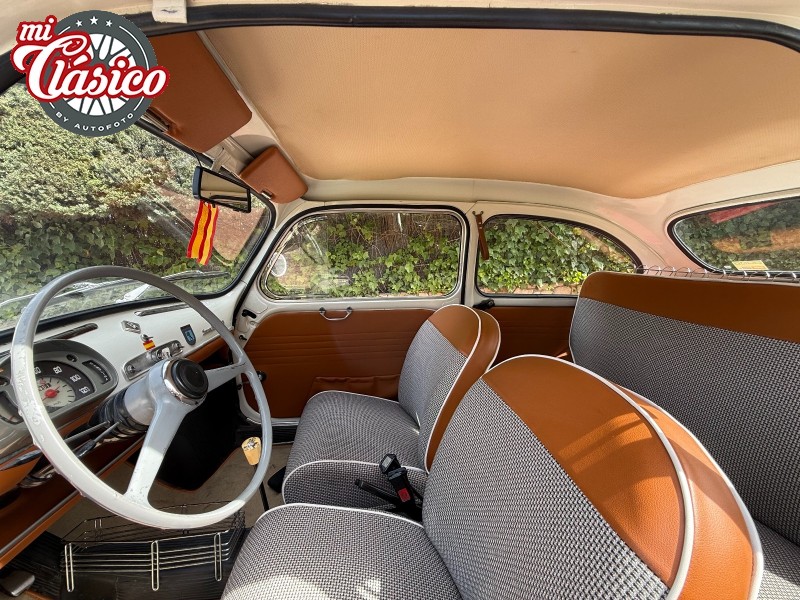 SEAT 600D - vehículo histórico impecable
