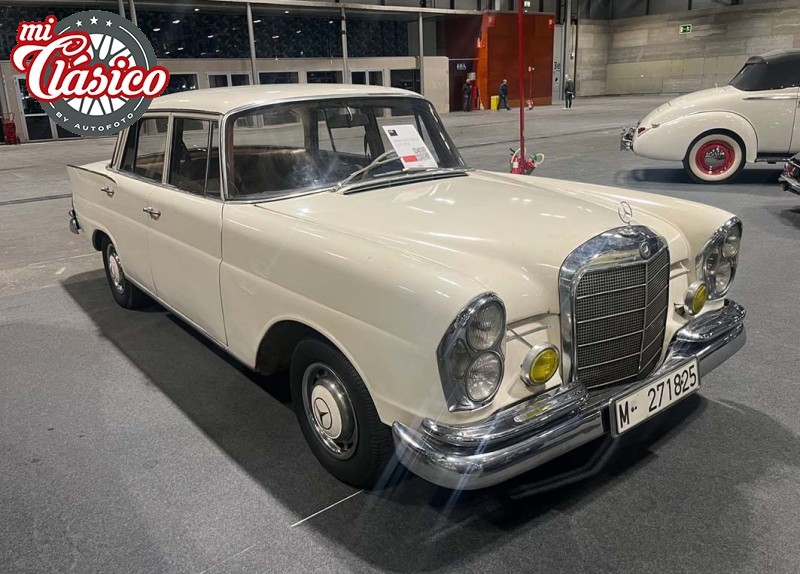 W111 220S