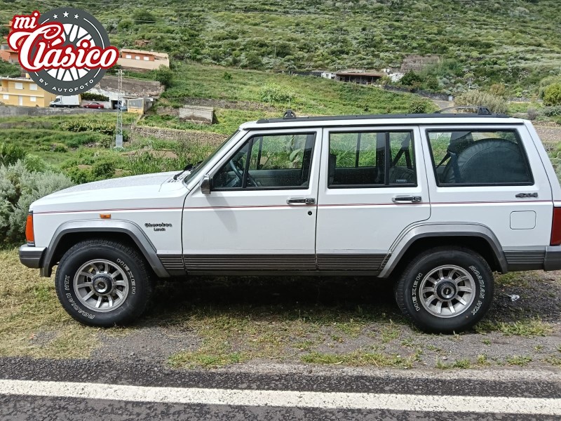 Cherokee XJ Laredo