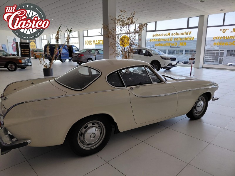 P1800