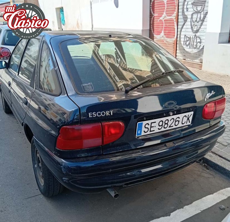 ESCORT 1.6 gasolina