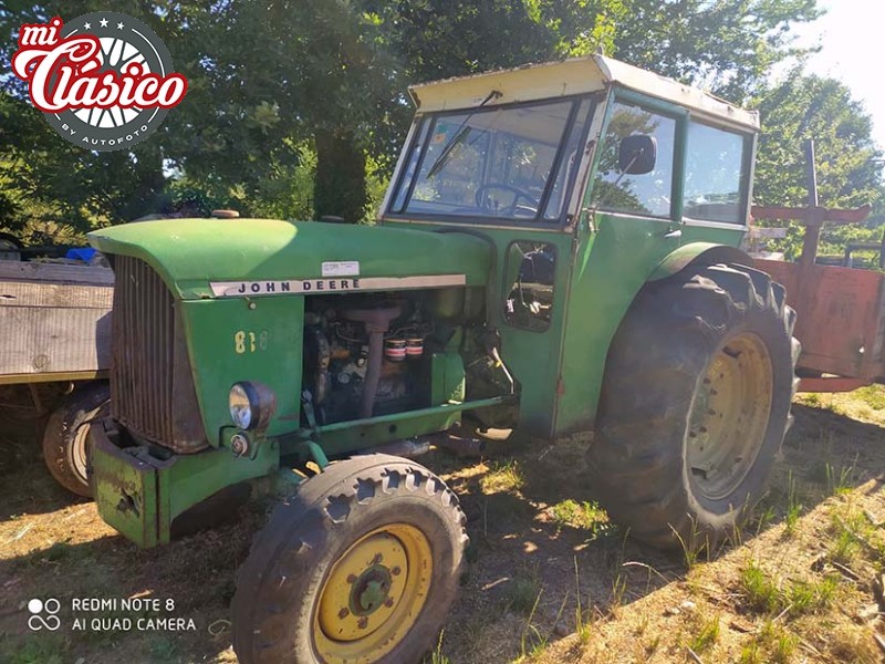 JOHN DEERE 818