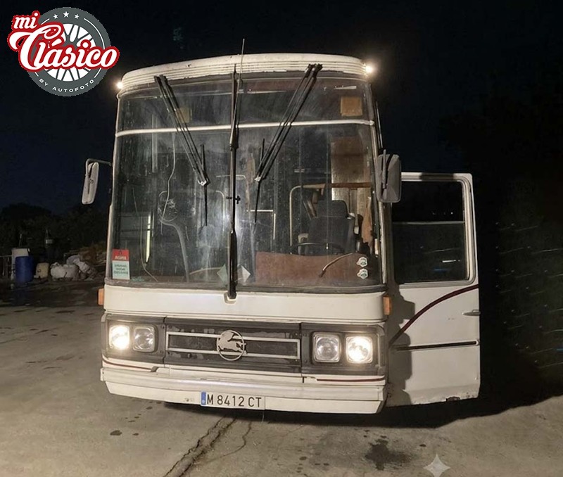 BUS PEGASO 5067DR