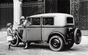 Tres cifras con un cero en el medio: una tradición Peugeot que cumple 90 años
