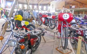 Feria de la motocicleta antigua en Castañeda