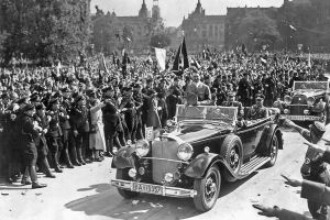 El Súper Mercedes de Hitler que no encuentra comprador