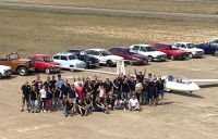 Jacetania's Classic Cars visita al Aeródromo de Santa Cilia