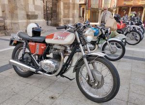 Primera Reunión de Motos Clásicas de La Bañeza
