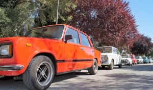 Los coches históricos del Jacetania’s Classic Cars toman las calles de Santa Cilia