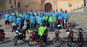 47 Motorets recorren 352km en la vuelta a Mallorca